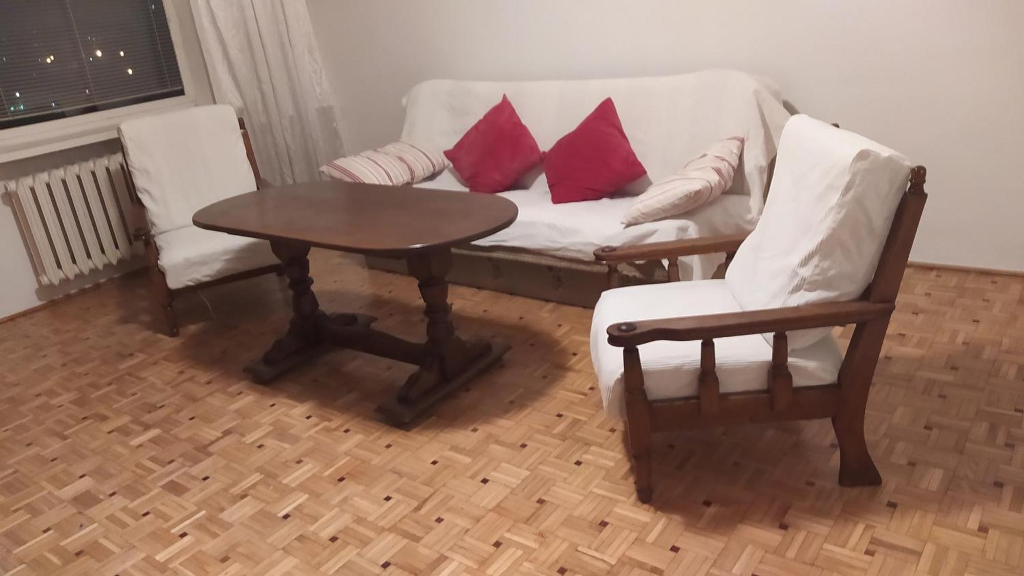 Uroczy Apartament Z Bezplatnych Parkingiem Varšava Exteriér fotografie